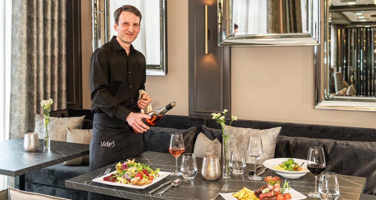 Victor'S Residenz-Hotel Gummersbach Exteriör bild