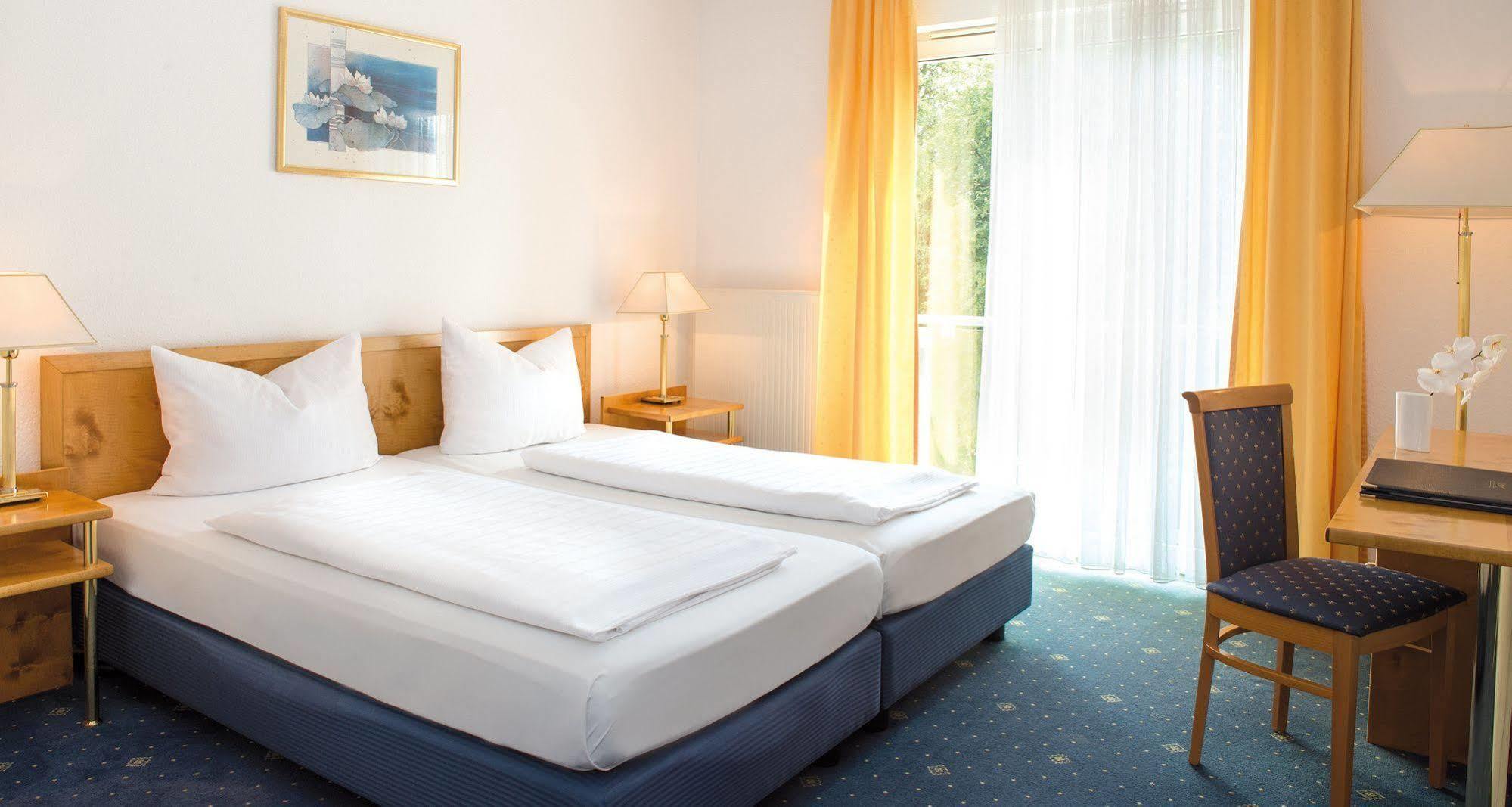 Victor'S Residenz-Hotel Gummersbach Exteriör bild